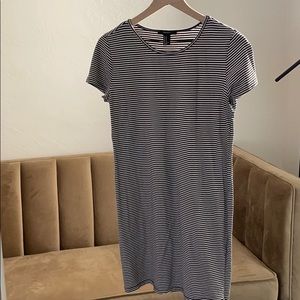 t-shirt dress